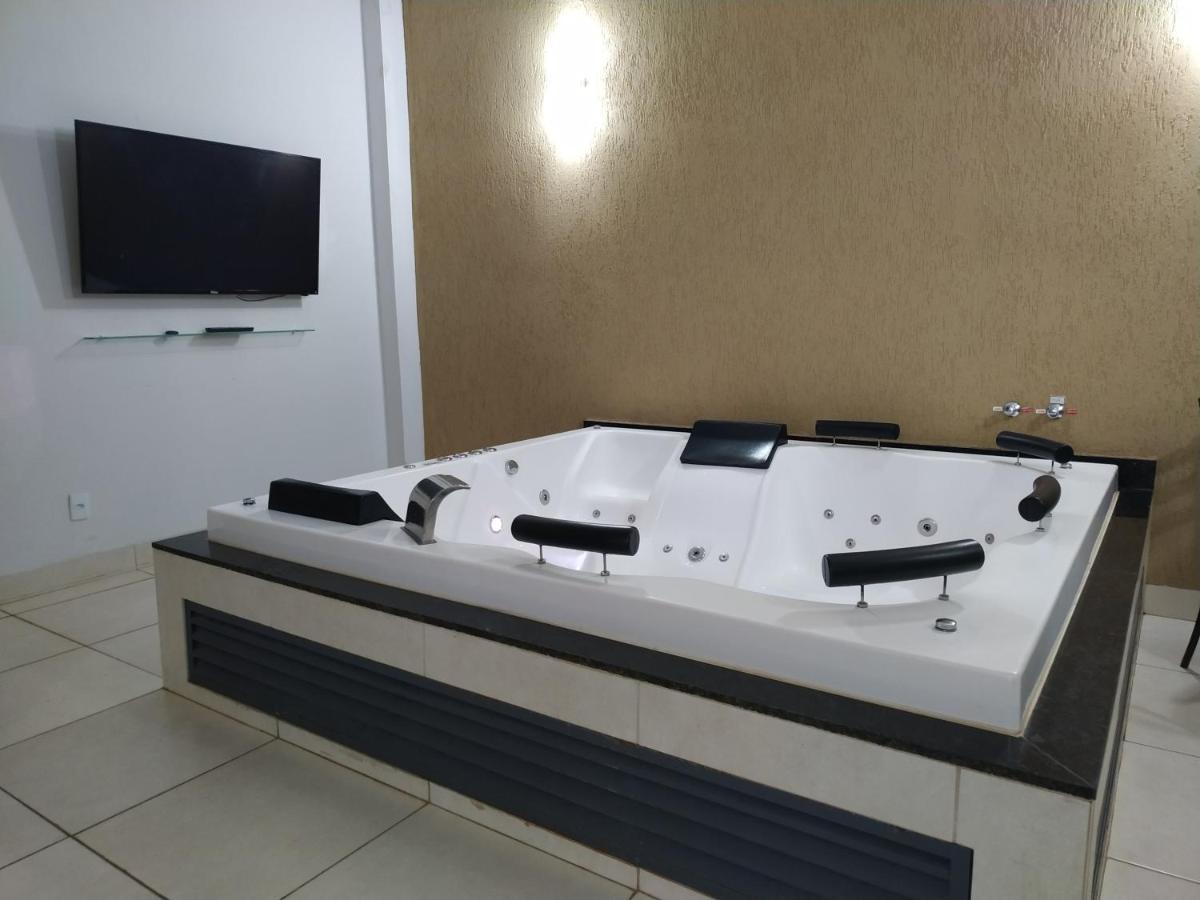 Casa Com 2 Quartos E Banheira De Hidromassagem Trindade  Exterior foto